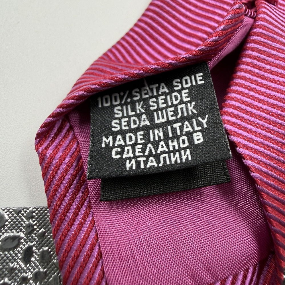 Boss Hugo Boss Tie Mens‎ One Size Pink Striped Classic 100% Silk Made In Italy - Picture 6 of 6